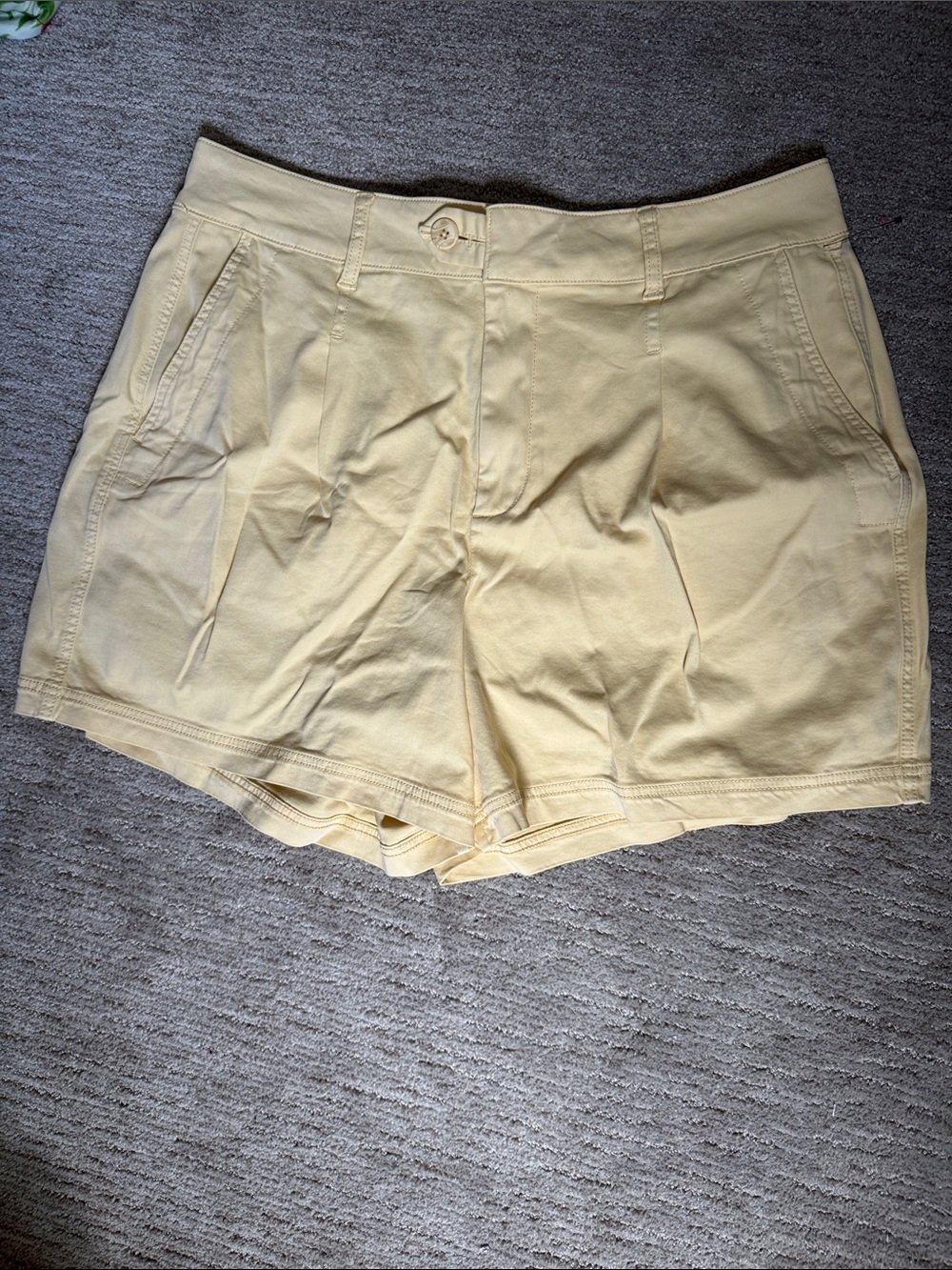 Liverpool Pale Yellow High-Waist Pleated Casual Shorts